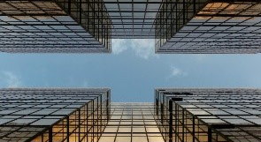 L'Express - L'EDHEC cède SIPA à PEI Group - décryptage d’un modèle unique