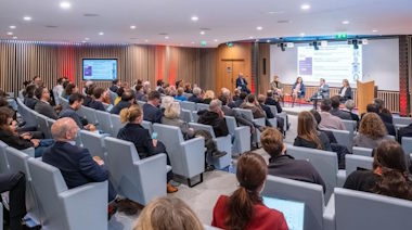 Dialogue - A New World Order- Businesses Facing the Challenges of Energy, Resilience and Sovereignty